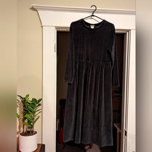 Vintage L.L.Bean Black Velvet Midi Dress long sleeve crewneck size 10 Reg